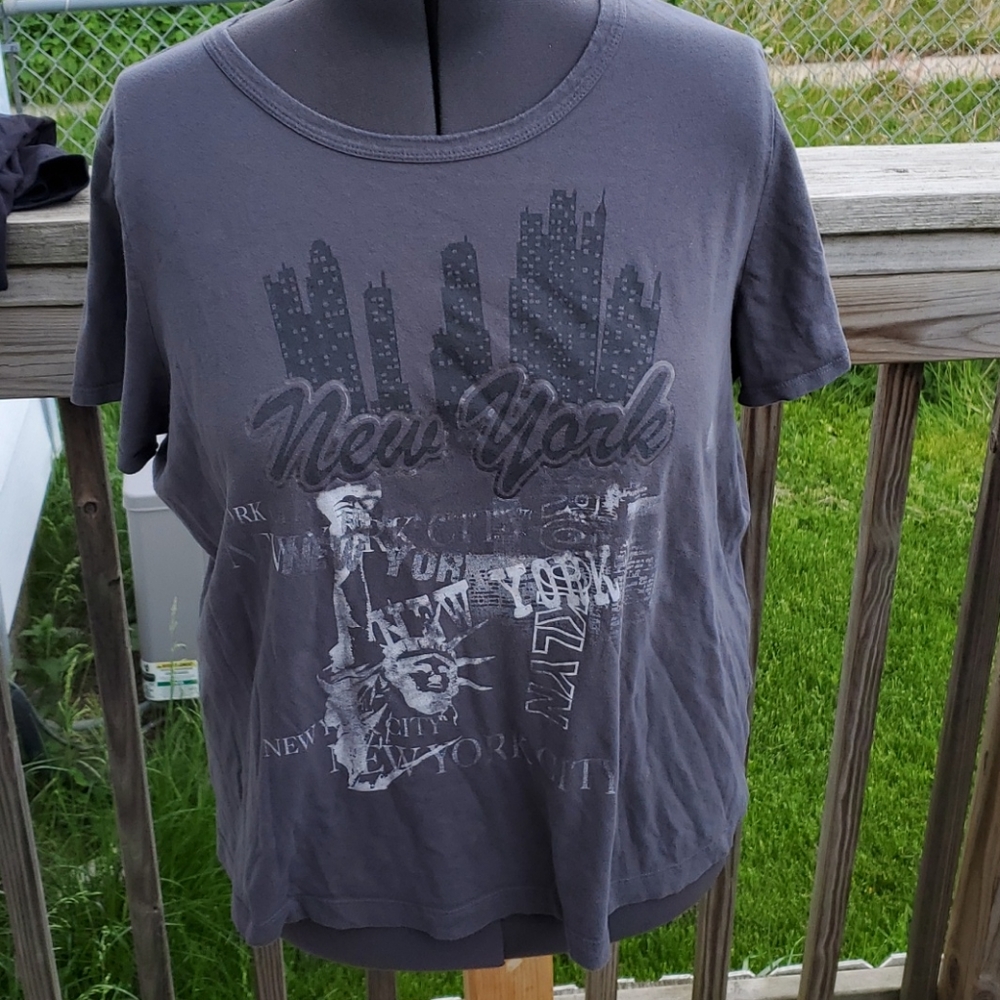 New York graphic tee